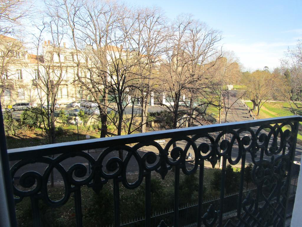 Hotel Des Poetes Avec Parking Sur Reservation Béziers Kültér fotó