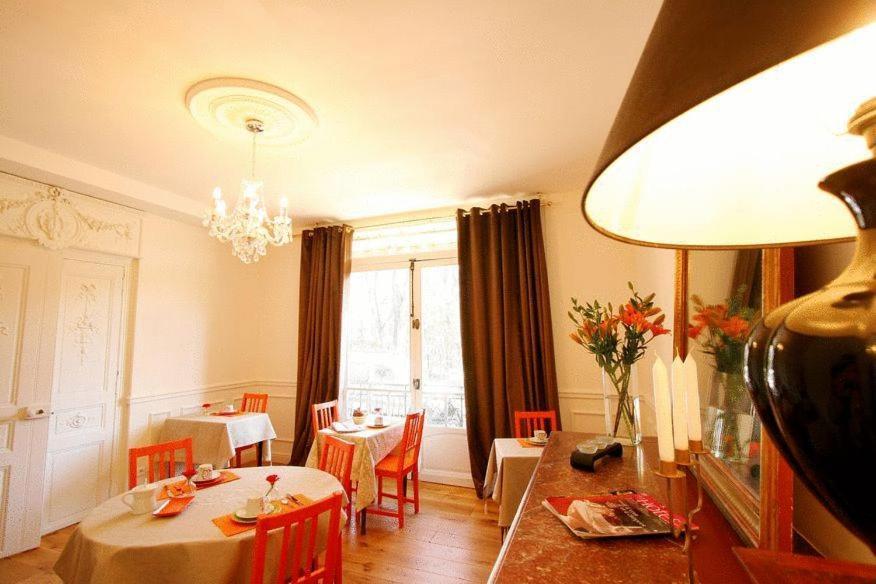 Hotel Des Poetes Avec Parking Sur Reservation Béziers Kültér fotó