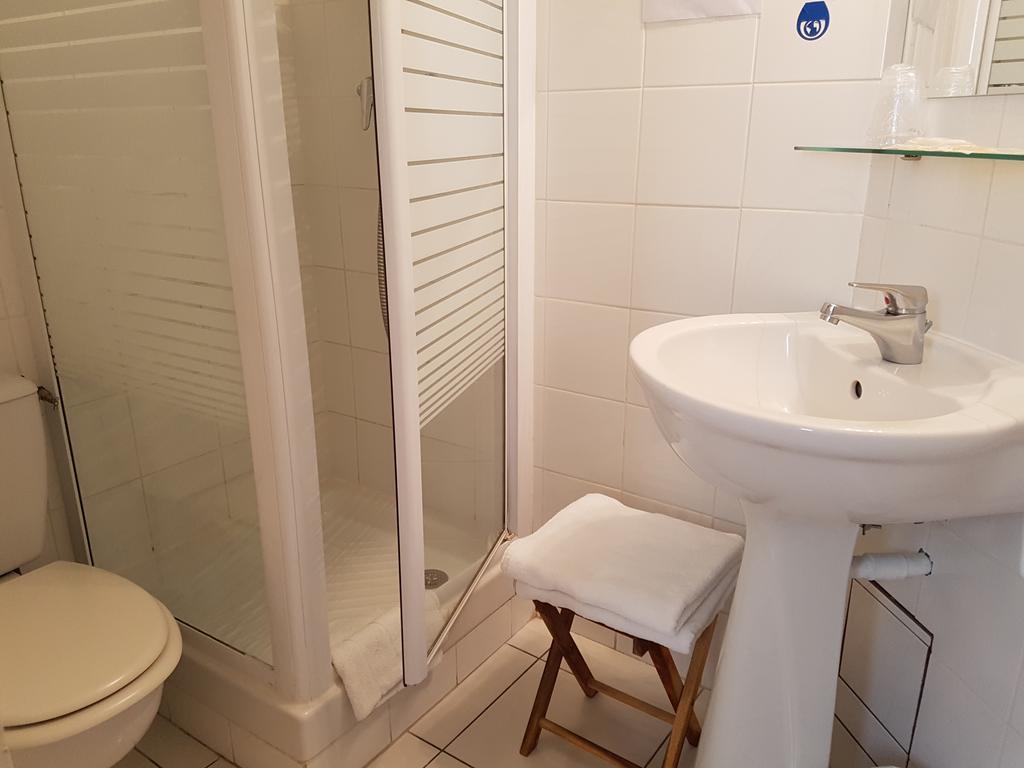 Hotel Des Poetes Avec Parking Sur Reservation Béziers Kültér fotó