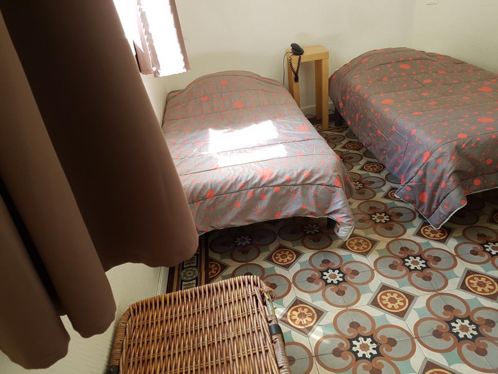 Hotel Des Poetes Avec Parking Sur Reservation Béziers Kültér fotó